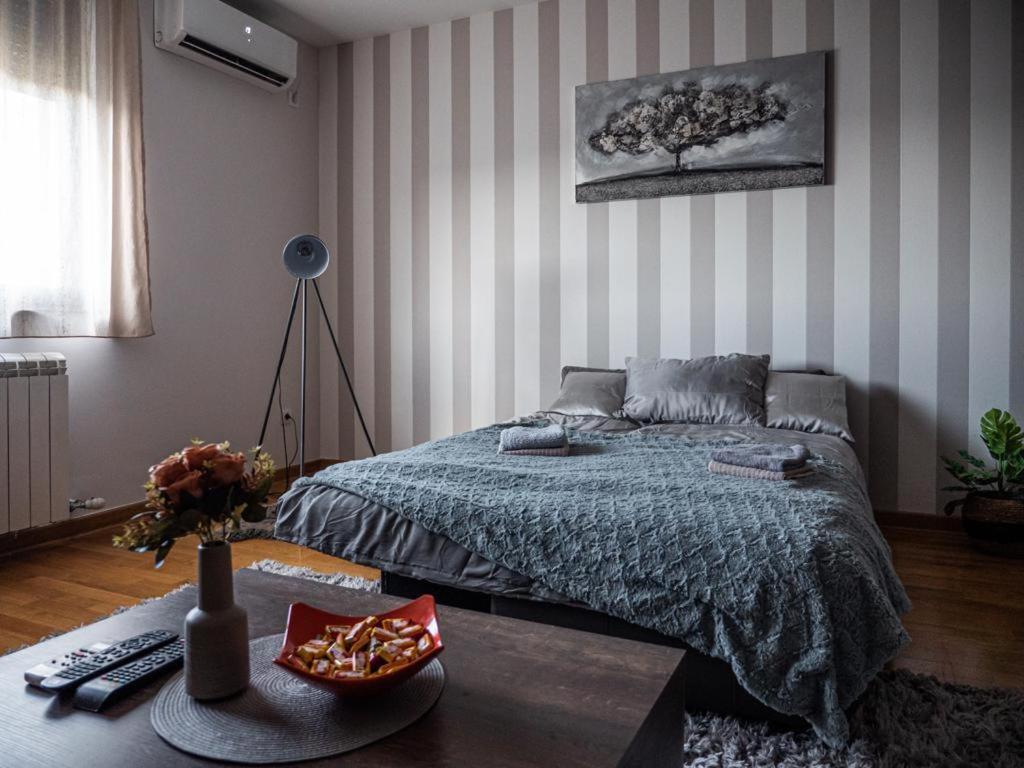 Gofd Apartman Belgrad Exterior foto